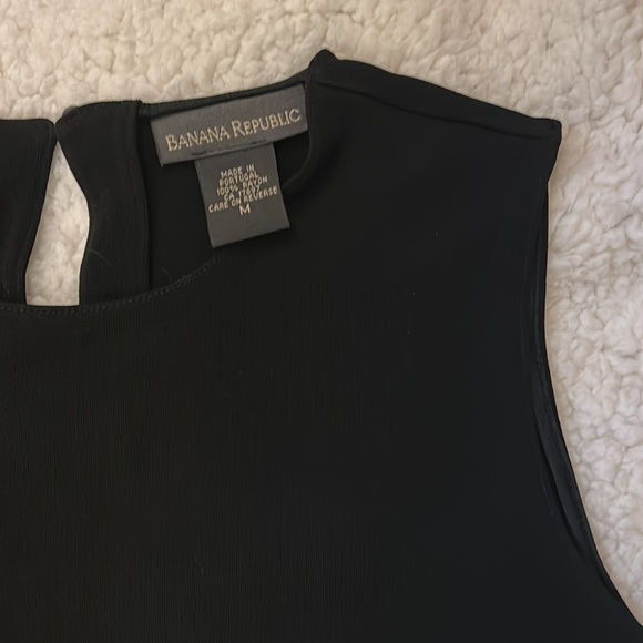 Banana Republic - Picture 2 of 3